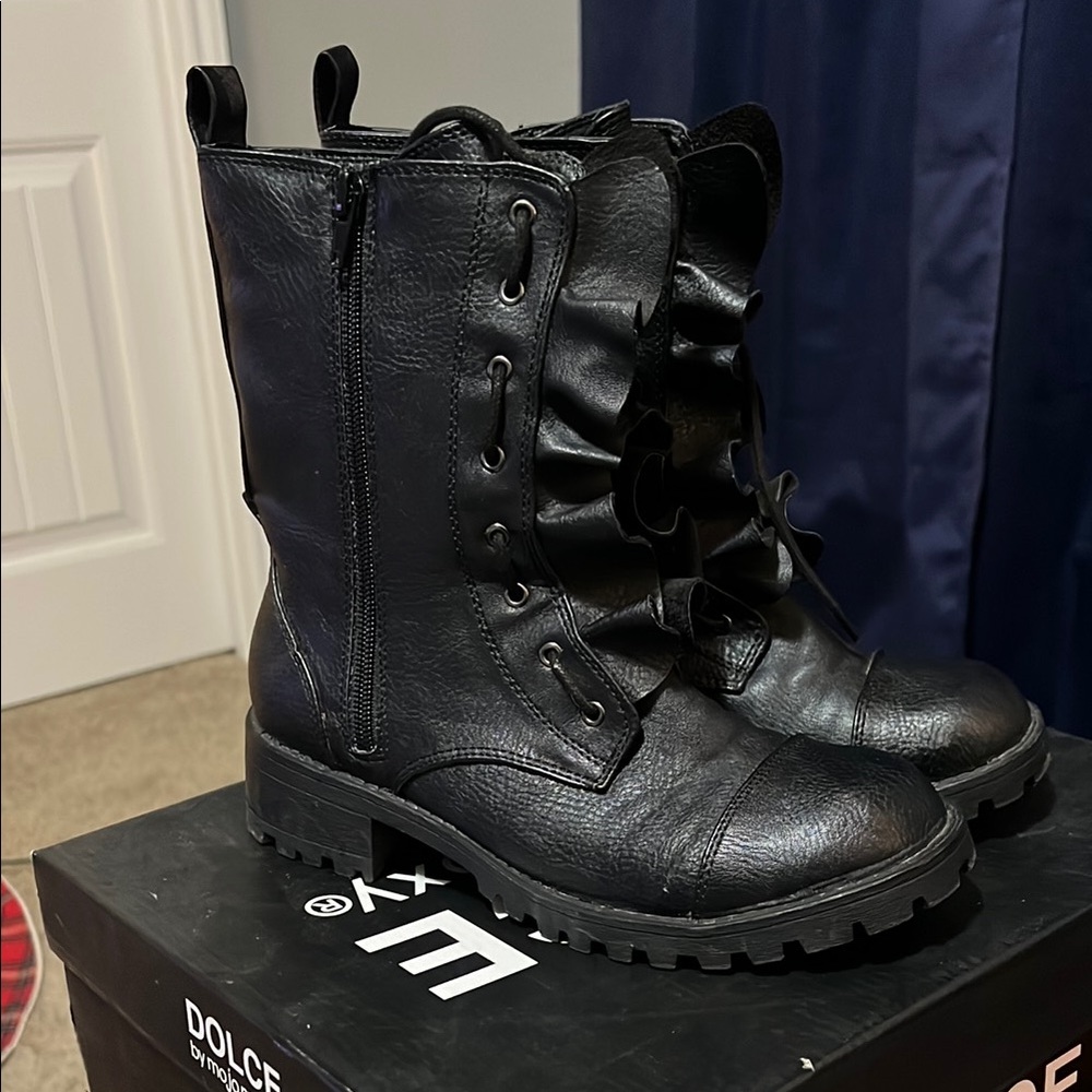 Dolce Black Boots Size 6.5